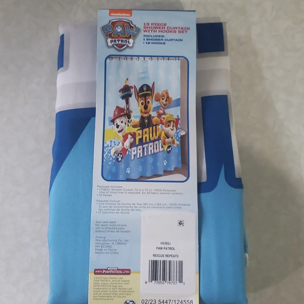 Paw patrol shower curtain Missing the hooks  New‎ never used